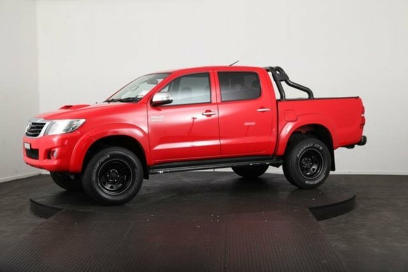 2012 TOYOTA HILUX SR5 (4x4) KUN26R MY12