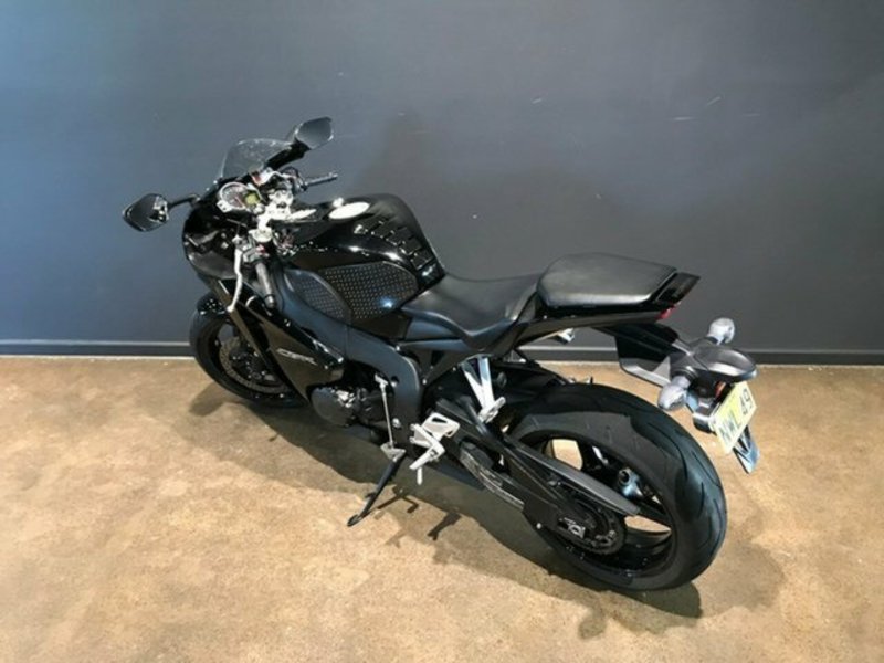 2009 HONDA CBR1000RR (fireblade)
