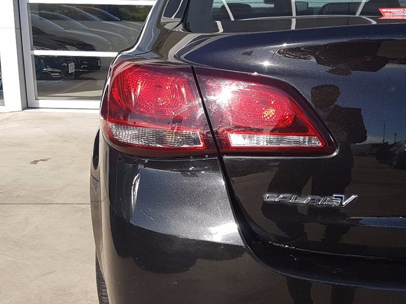 2014 HOLDEN CALAIS V VF