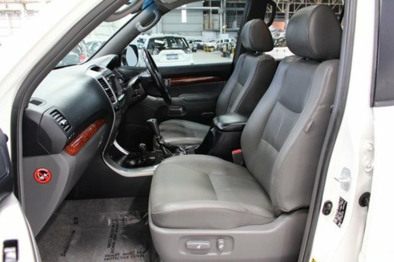 2007 TOYOTA LANDCRUISER PRADO GRANDE (4x4) GRJ120R 07 UPGRADE