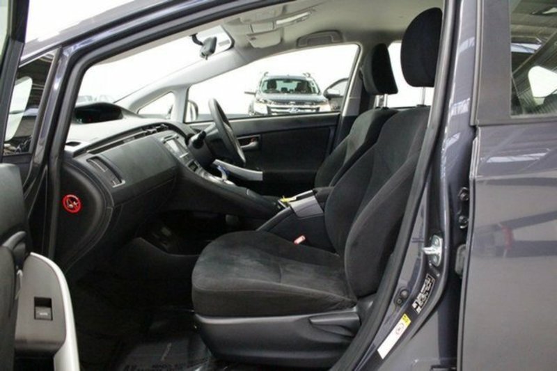 2012 TOYOTA PRIUS HYBRID ZVW30R MY12