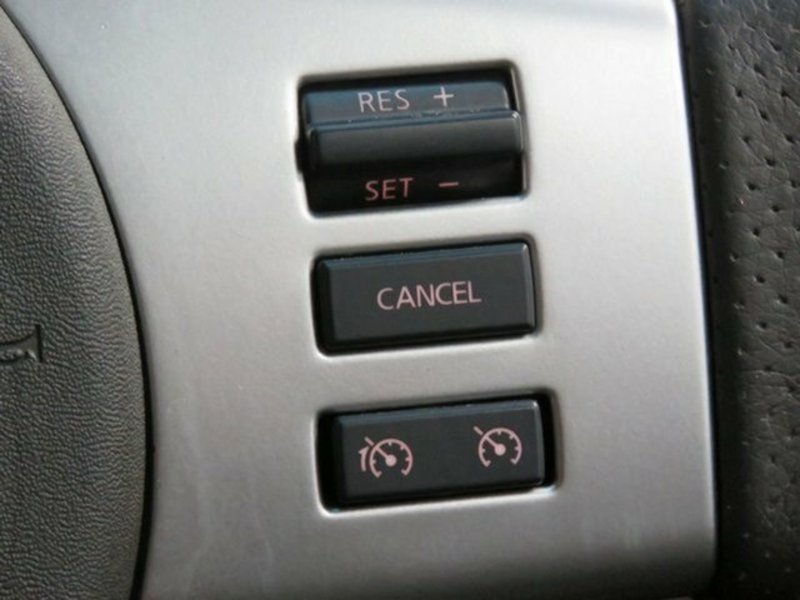 2011 NISSAN PATHFINDER ST (4x4) R51 Series 4