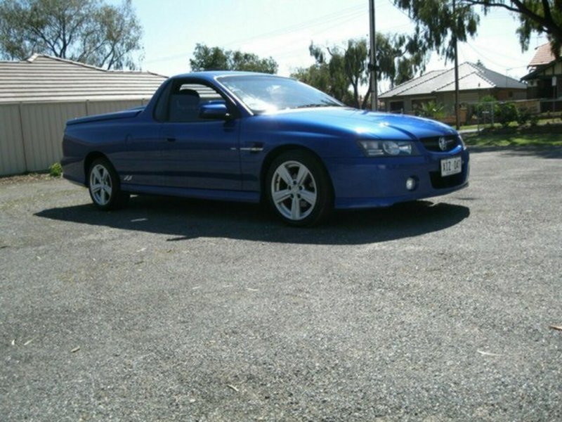 2005 HOLDEN COMMODORE SS VZ