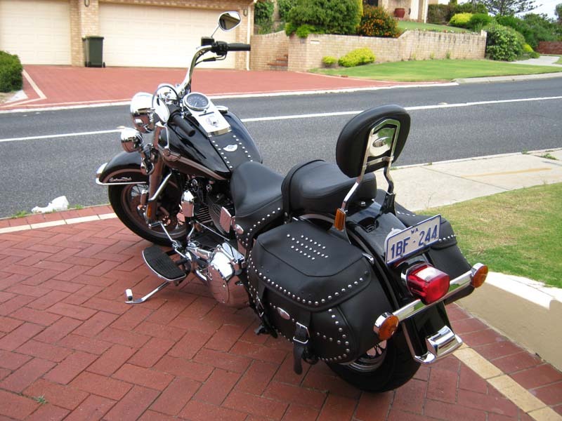 2003 HARLEY-DAVIDSON SOFTAIL HERITAGE CLASSIC FLSTC