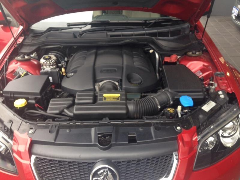2010 HOLDEN CALAIS V REDLINE EDITION VE II