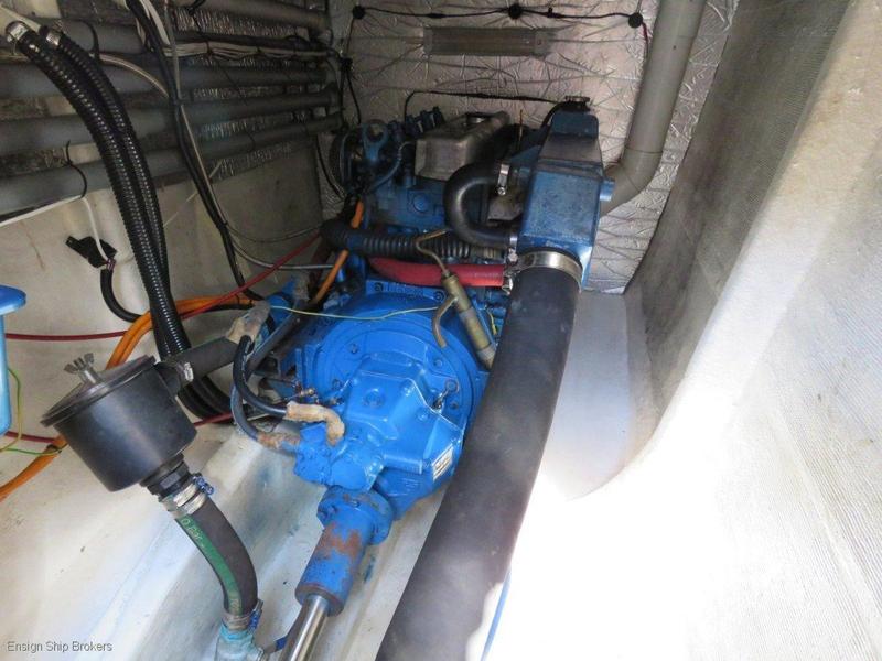 Explorer 40 Powercat