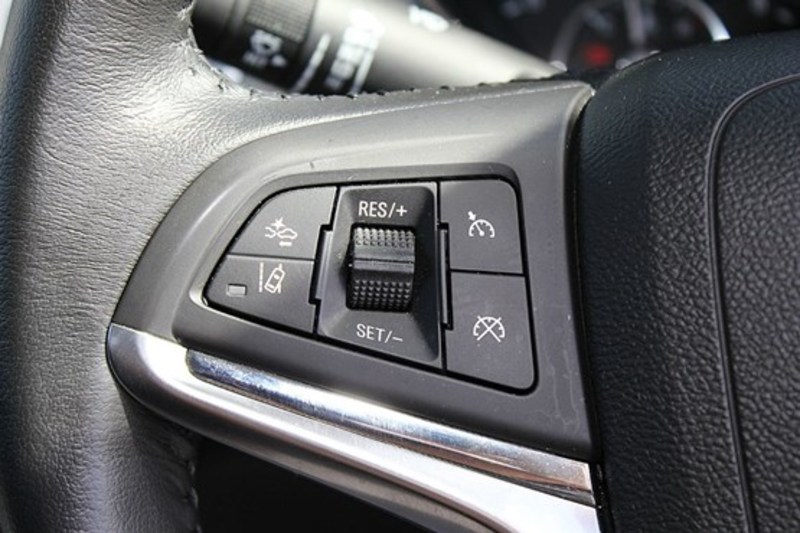2014 HOLDEN CALAIS V VF