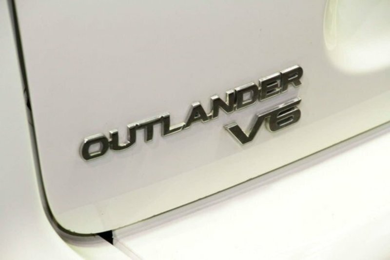 2012 MITSUBISHI OUTLANDER VR ZH MY12