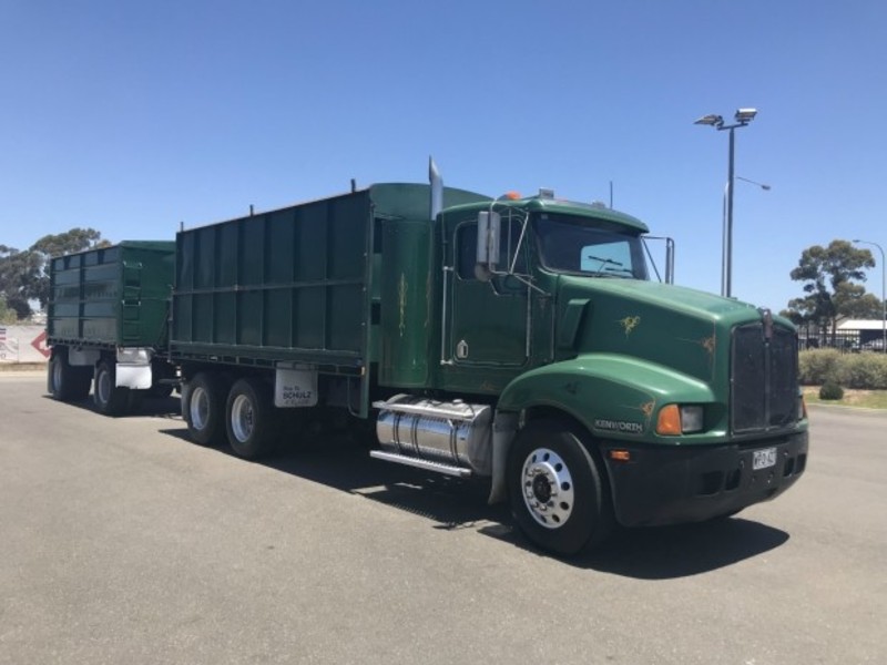 1998 KENWORTH T401 T401 Truck