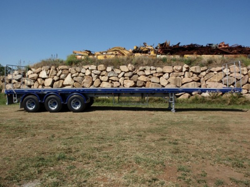 2004 Vawdrey Flat top Semi Trailer