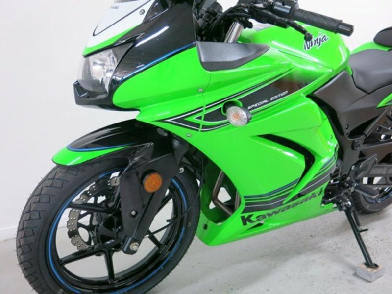 2012 KAWASAKI Ninja 250R (EX250)