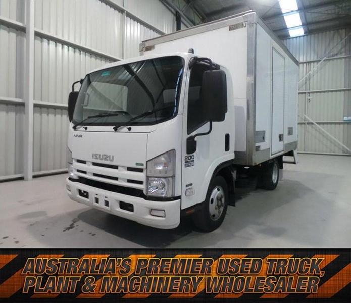 2013 ISUZU NNR200