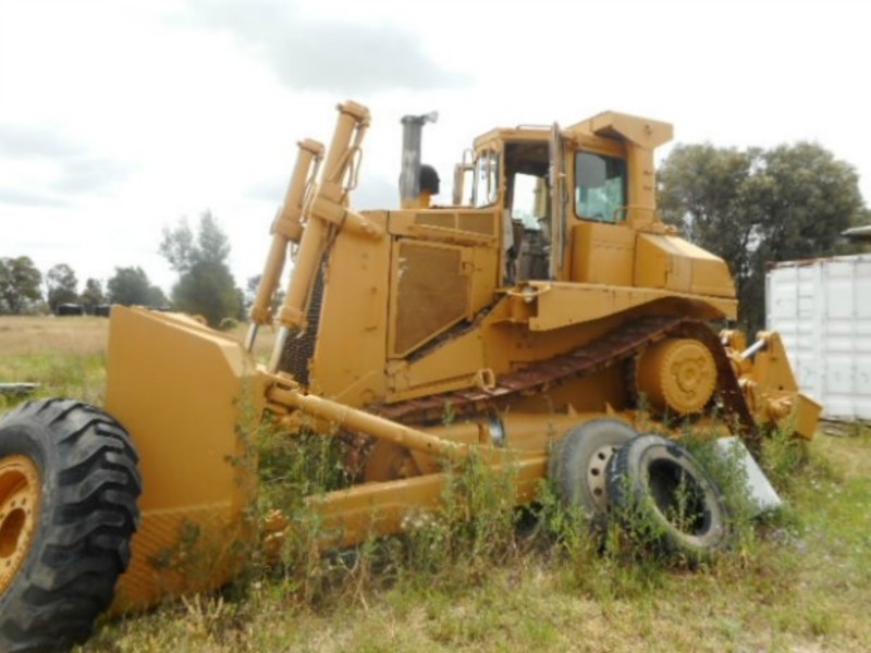 CATERPILLAR D8L D8L Dozer