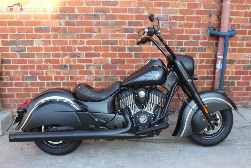 2015 INDIAN CHIEF DARK HORSE