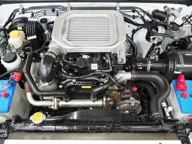 2013 NISSAN NAVARA ST-R (4x4) D22 SERIES 5
