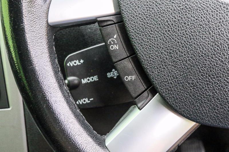 2005 FORD FOCUS LS