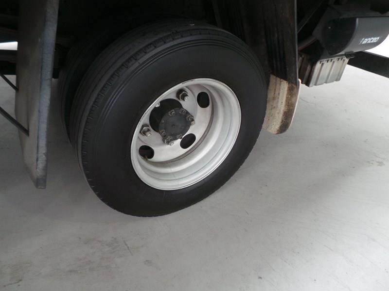 2010 FUSO CANTER PANTECH