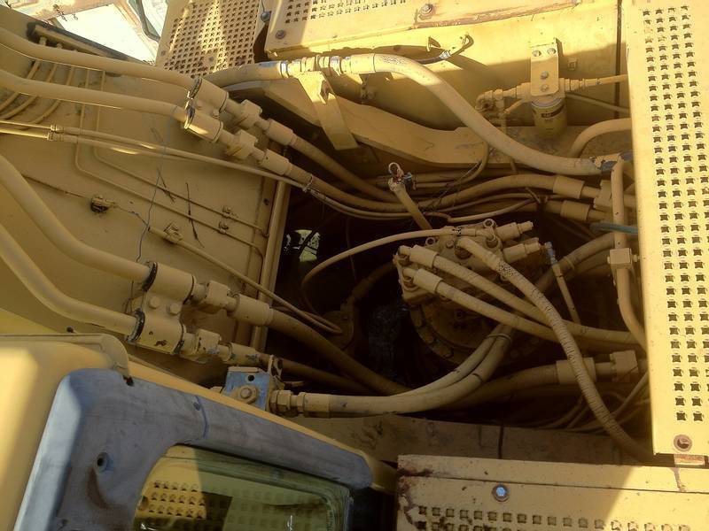 2001 CATERPILLER EXCAVATOR 330BL