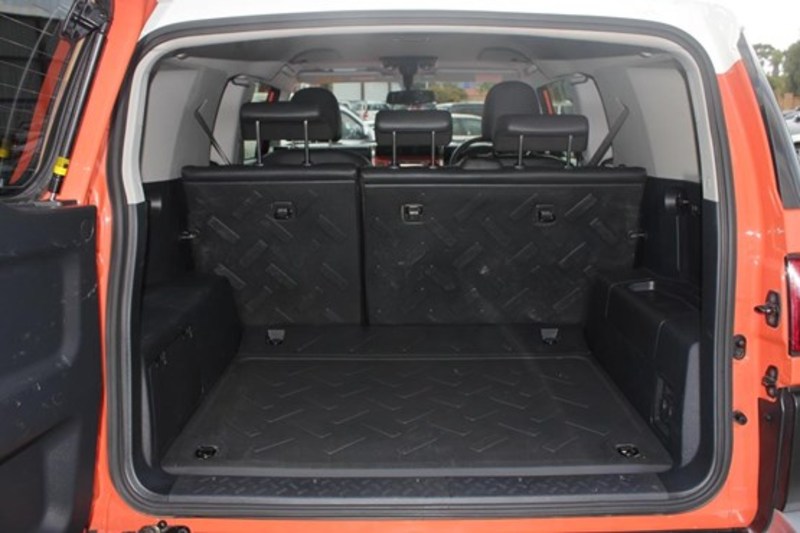 2013 TOYOTA FJ CRUISER GSJ15R