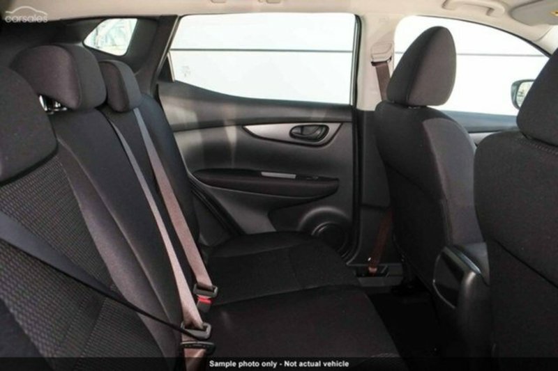 2017 NISSAN QASHQAI ST (4x2) J11