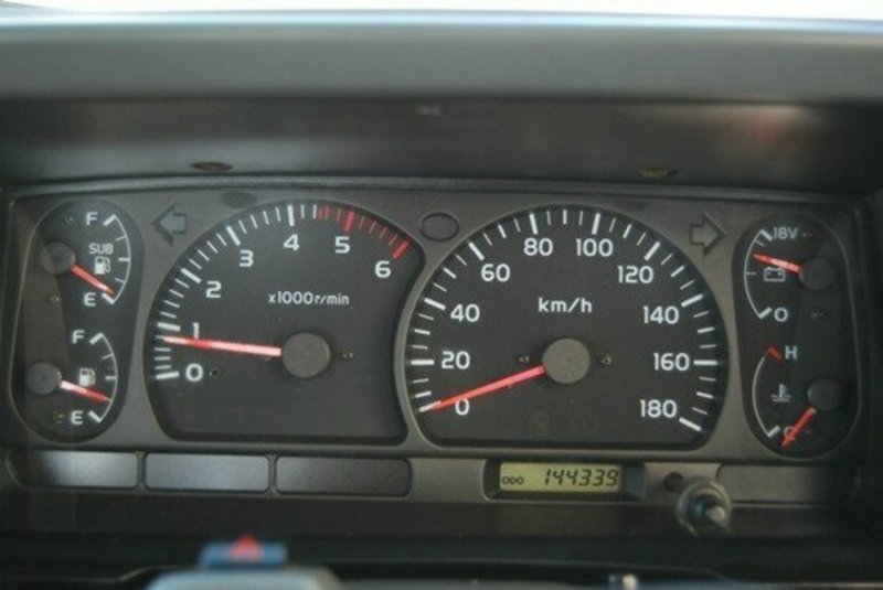 2005 TOYOTA LANDCRUISER HDJ79R