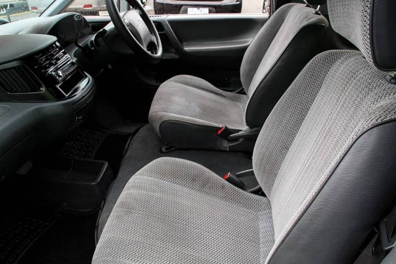 1999 TOYOTA TARAGO GLi TCR10R
