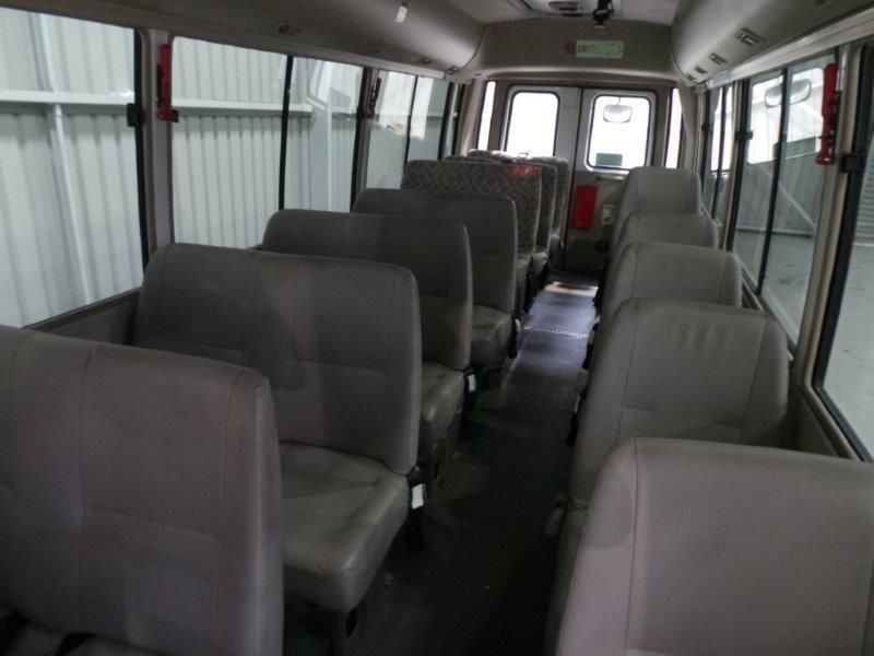 2003 MITSUBISHI ROSA 25 SEAT