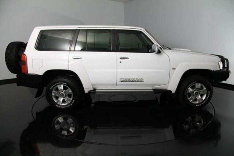 2011 NISSAN PATROL ST (4x4) GU VII