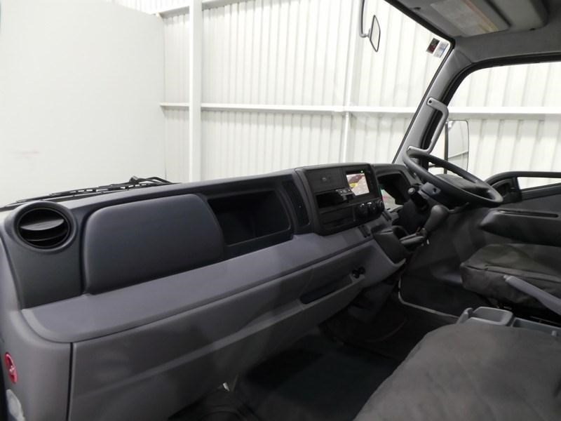2017 FUSO Canter 615 Canter 615 Truck