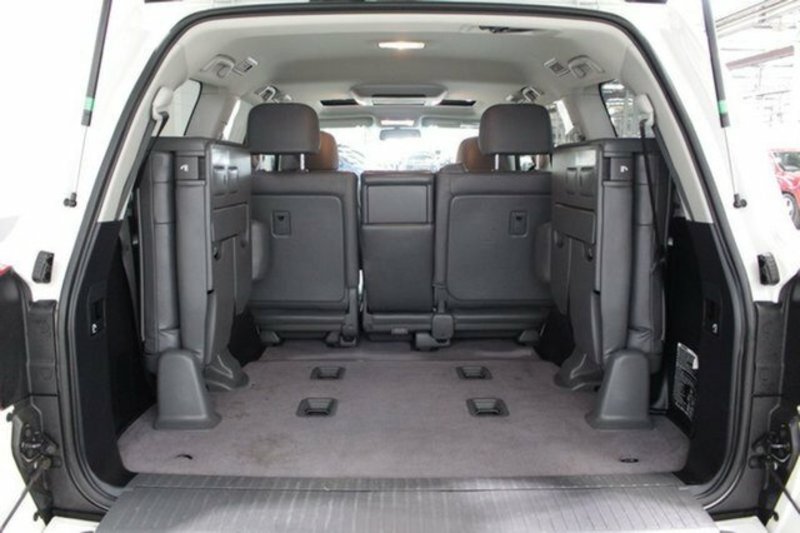 2011 TOYOTA LANDCRUISER SAHARA (4x4) UZJ200R 09 UPGRADE