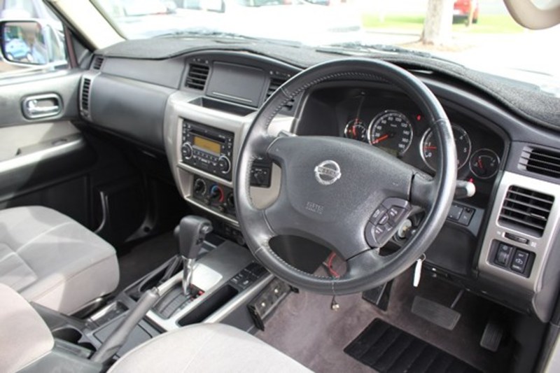 2012 NISSAN PATROL ST GU 8