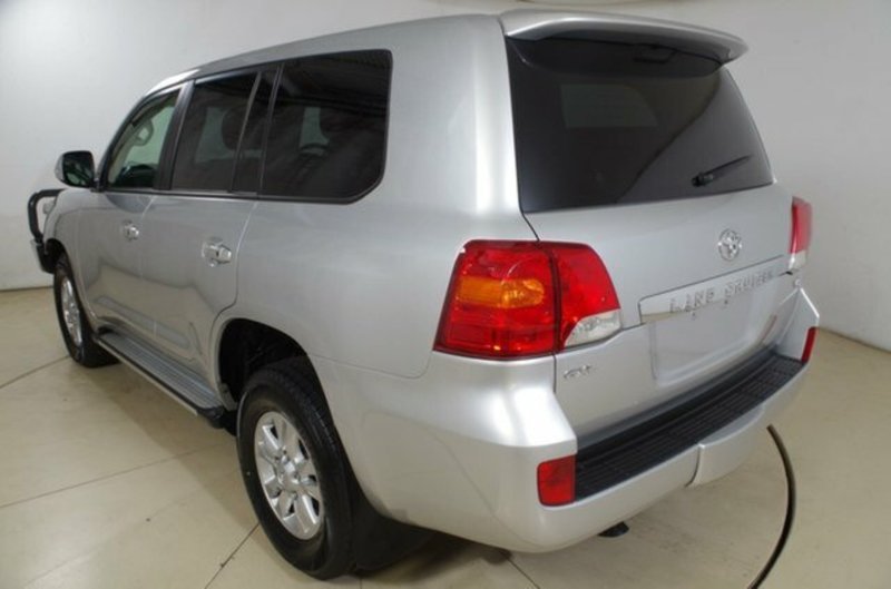 2014 TOYOTA LANDCRUISER GXL (4x4) VDJ200R MY13
