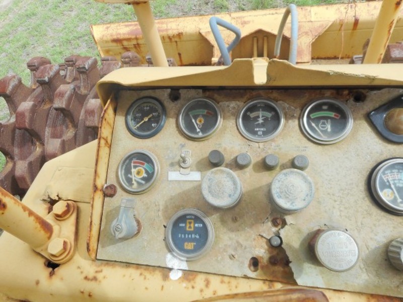 1976 CATERPILLAR 815 A Cat 3406 Compactor 815 RollerCompacting