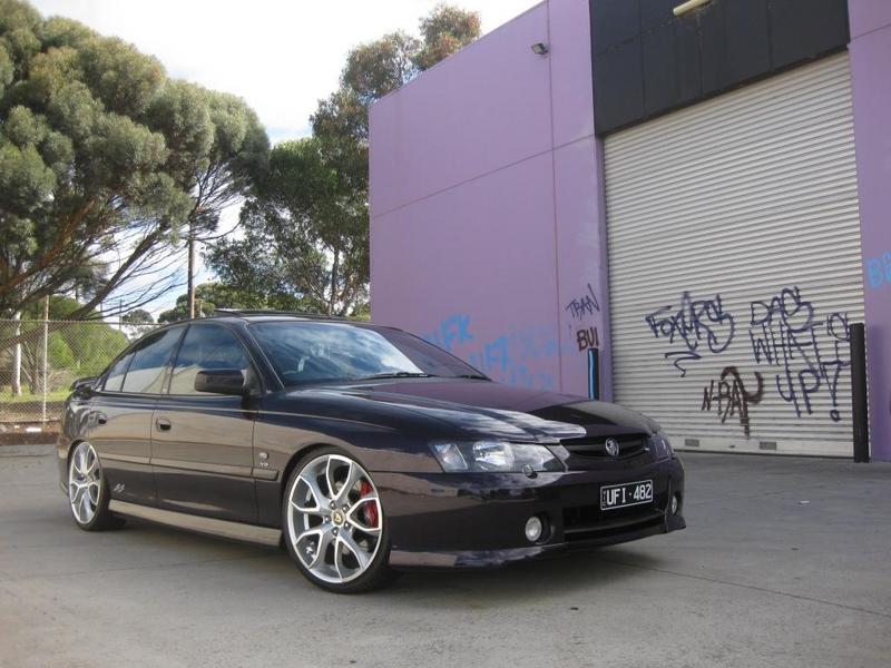 2004 HOLDEN COMMODORE SS VYII