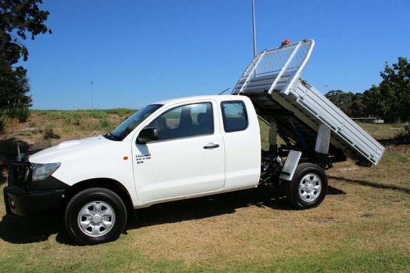 2012 TOYOTA HILUX SR (4x4) KUN26R MY12