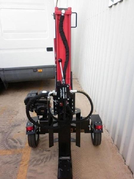 2016 WORKMATE 30 TON LOG SPLITTER