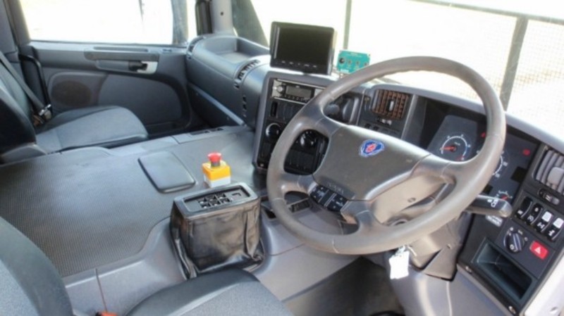 2006 SCANIA P380 P380 Truck