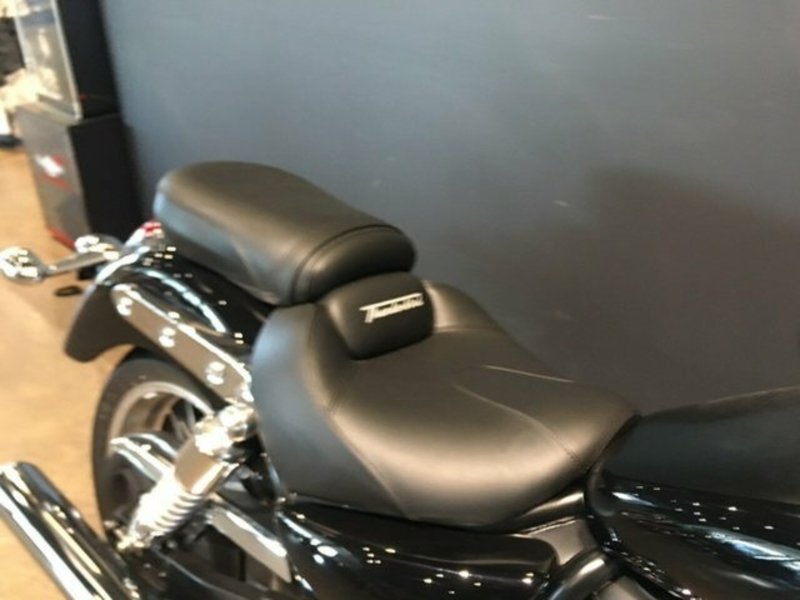 2016 TRIUMPH Thunderbird Commander