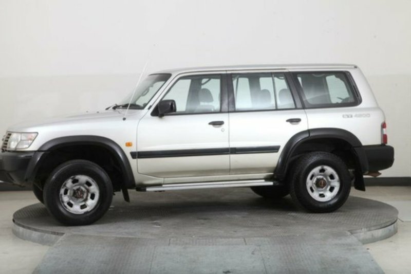 2000 NISSAN PATROL ST (4x4) GU