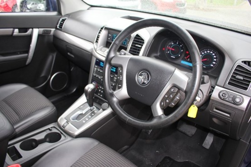 2011 HOLDEN CAPTIVA 7 CX CG SERIES II