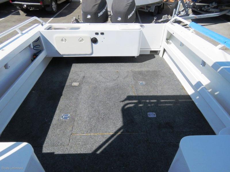 Trailcraft 8m HARDTOP TWIN MRECURY 4 STROKE, GREAT DECK SPACE