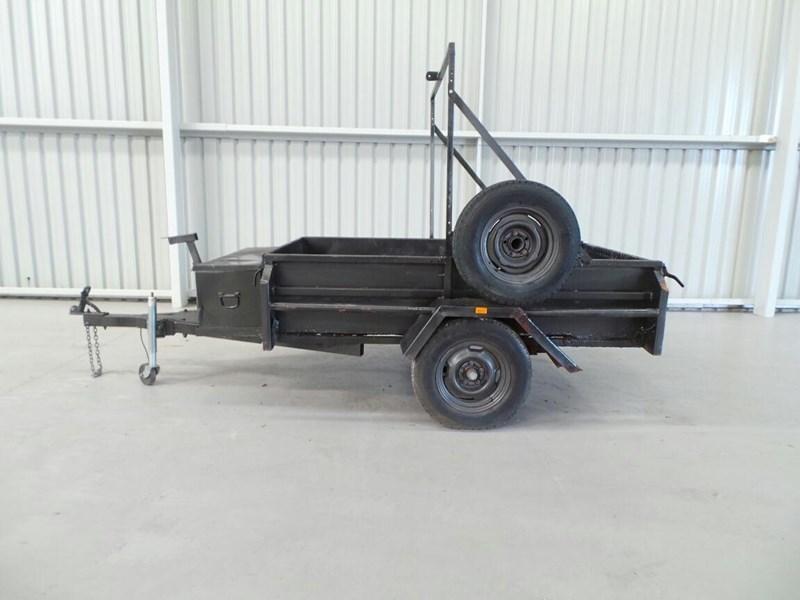 1998 VICTORIAN TRAILER BOX TRAILER