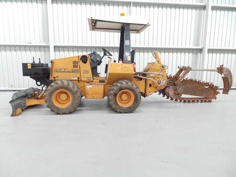1995 CASE 560 TRENCHER