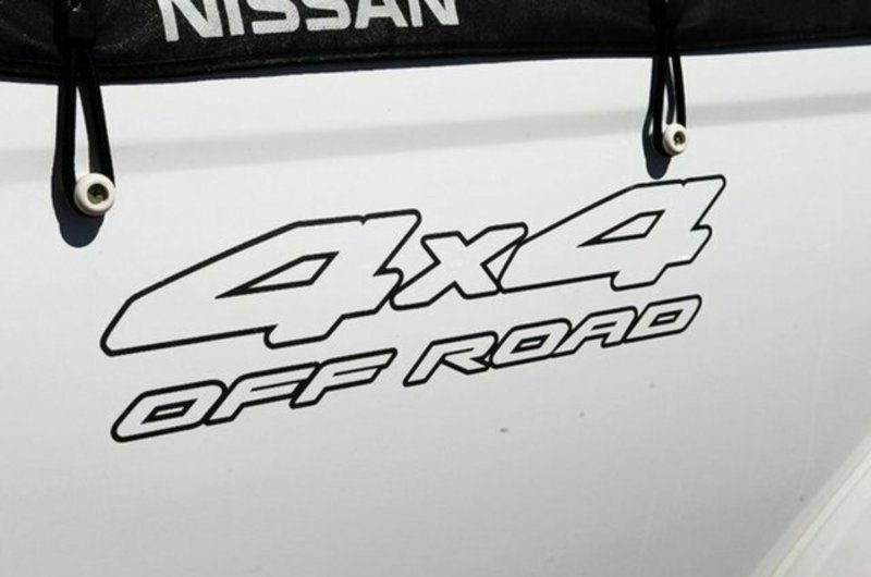 2012 NISSAN NAVARA ST-R SPECIAL EDITION (4x4) D22 SERIES 5