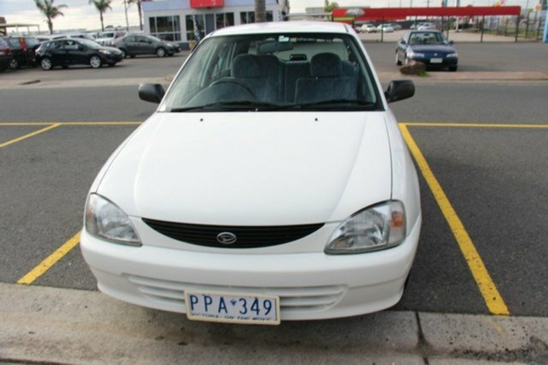 1999 DAIHATSU CHARADE TS
