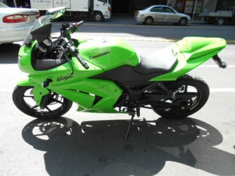 2009 KAWASAKI Ninja 250R (EX250)