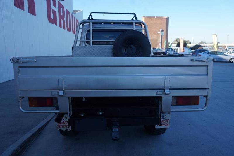 2006 TOYOTA LANDCRUISER RV (4x4) HDJ79R