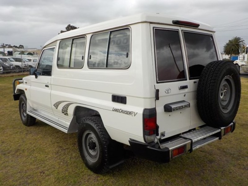 2006 TOYOTA LANDCRUISER RV TROOPCARRIER HDJ78R