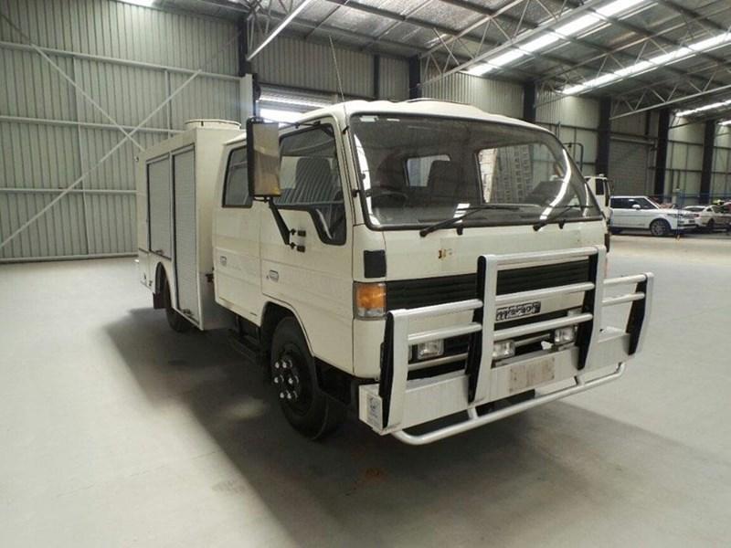 1989 MAZDA T4000 CREW CAB