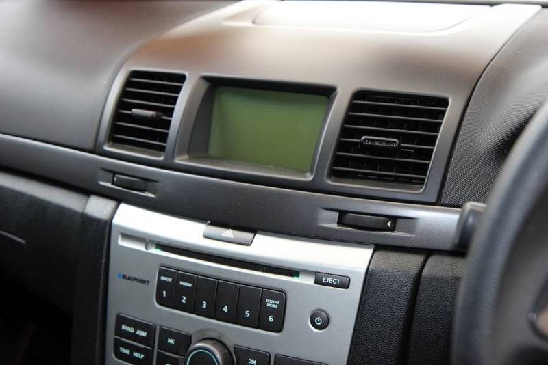 2007 HOLDEN COMMODORE OMEGA V VE